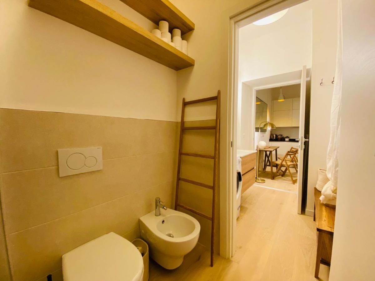 Piazzaborsa Charme Apartment Триест Экстерьер фото
